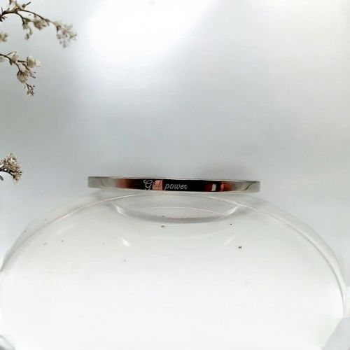 petite-attention-pour-noel-bracelet-personnalise-girl-power