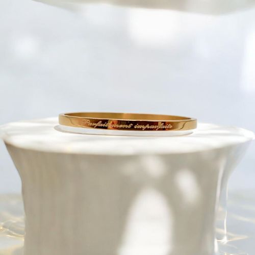 cadeau-de-noel-original-pour-femme-bracelet-personnalise-parfaitement-imparfaite