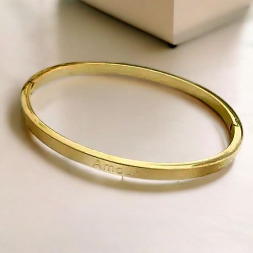premier-cadeau-de-noel-amoureux-bracelet-personnalise-amour