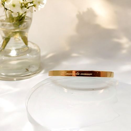 bracelet-personnalise-soeur-de-coeur-cadeau-de-mariage-pour-une-amie