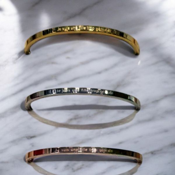 cadeau-noel-ado-fille-bracelet-personnalise-je-suis-une-fille-trop-geniale
