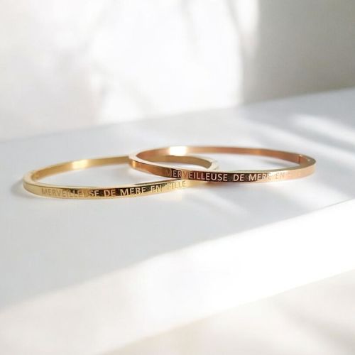 cadeau-bracelet-maman-personnalise-merveilleuse-de-mere-en-fille