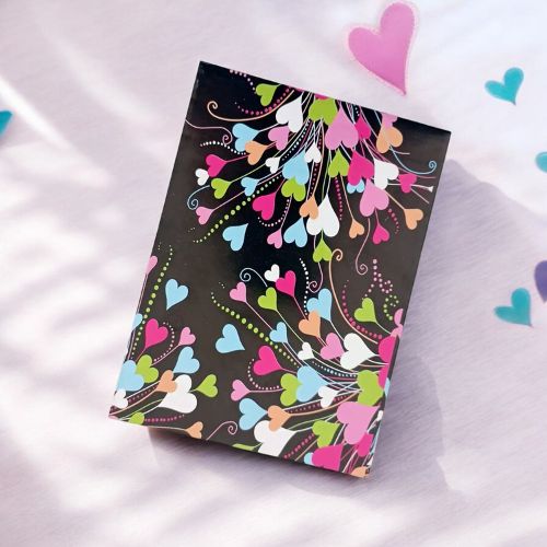 pochette-cadeau-coeurs-pour-bijoux-sentimentaux
