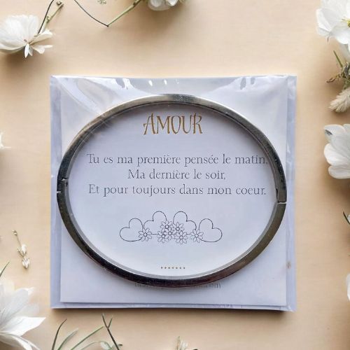 premier-cadeau-pour-une-femme-bracelet-personnalise