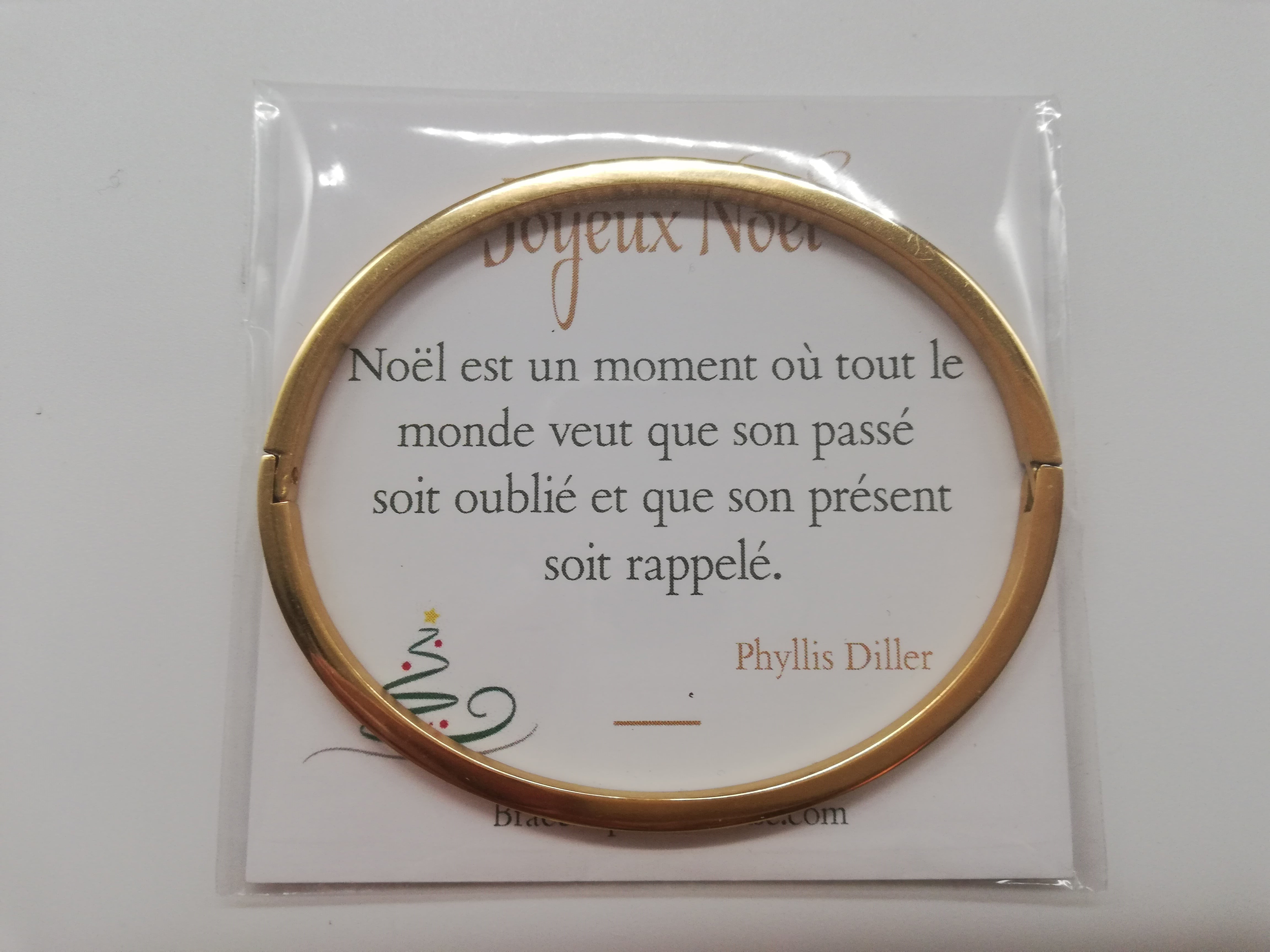 petit-cadeau-noel-femme-bracelet-personnalise-et-carte-de-voeux