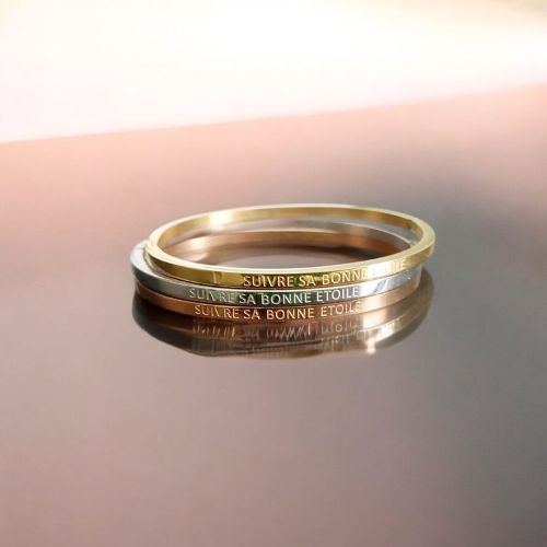 bijoux-anniversaire-femme-bracelet-personnalise-suivre-sa-bonne-etoile