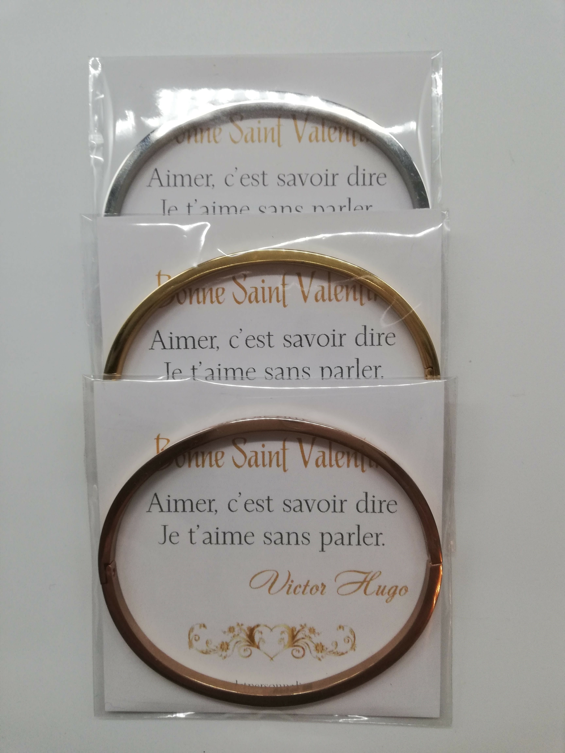 bracelet-personnalise-st-valentin-avec-des-mots-d-amour