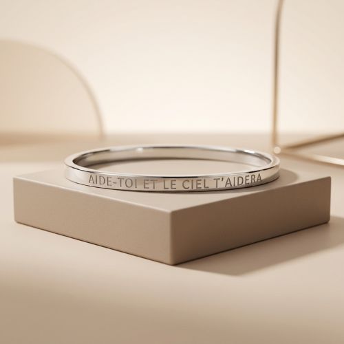 idee-cadeau-bijoux-femme-personnalises-aide-toi-et-le-ciel-t-aidera