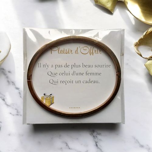 quel cadeau offrir a une femme qui a tout le bracelet personnalise