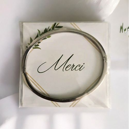 https://www.braceletpersonnalise.com/cadeaux-personnalises-femme/cadeau-de-remerciement-femme/