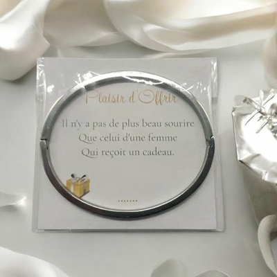 bracelet-avec-carton