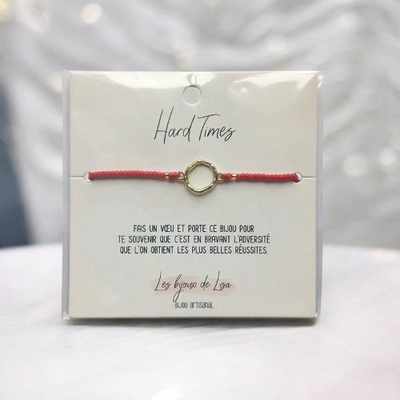 bracelet-cordon-rouge-femme