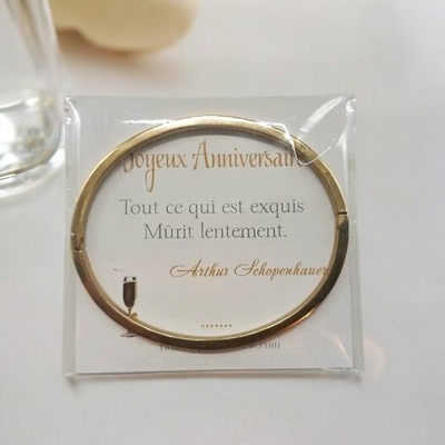 cadeau-pour-mamie-anniversaire-bracelet-personnalise
