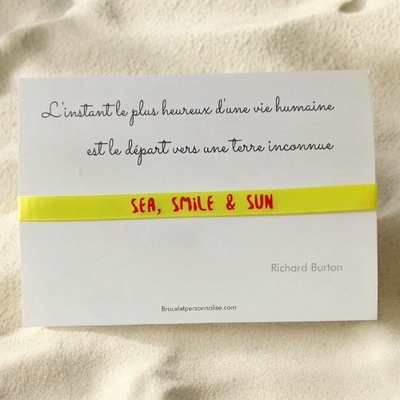 cadeau-pour-personne-qui-part-en-voyage-bracelet-personnalise