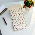 pochette-cadeau-de-mariage-pour-sa-femme-bracelet-personnalise