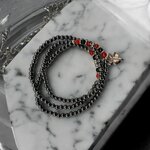 bracelet-plusieurs-rangs-hematite-et-trefle-a-quatre-feuilles