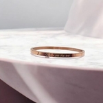 bracelet-personnalise-cherche-pas-t-as-tort-cadeau-femme-rigolo