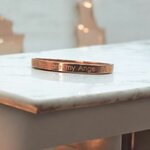 jonc-grave-femme-bracelet-personnalise-you-are-my-angel