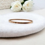 cadeau-saint-valentin-jeune-maman-bracelet-personnalise