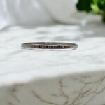 bracelet-a-la-mode-femme-personnalise-loin-des-yeux-pres-du-coeur