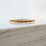 cadeau-pour-quelqu-un-qui-travaille-beaucoup-bracelet-personnalise-metro-boulot-dodo