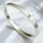 bracelet-personnalise-je-t-aime-un-peu-beaucoup-passionnement-a-la-folie-cadeau-mignon-saint-valentin