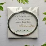 bracelet-femme-avec-gravure
