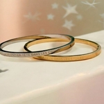 bijou-acier-inoxydable-personnalise-la-tete-dans-les-etoiles