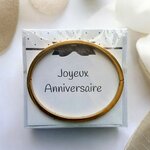 idee-de-cadeau-pour-anniversaire-femme-bracelet-personnalise