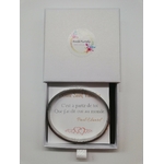 cadeau-pour-femme-st-valentin-bracelet-personnalise-dans-un-ecrin-avec-message-d-amour