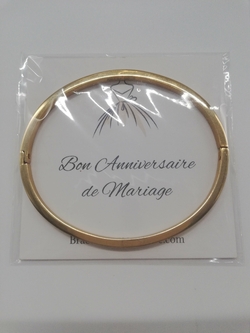 cadeau-anniversaire-de-mariage-pour-femme-bracelet-personnalise-et-carte-de-voeux