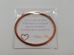 cadeau-saint-valentin-ado-fille-bracelet-personnalise-et-mots-d-amour