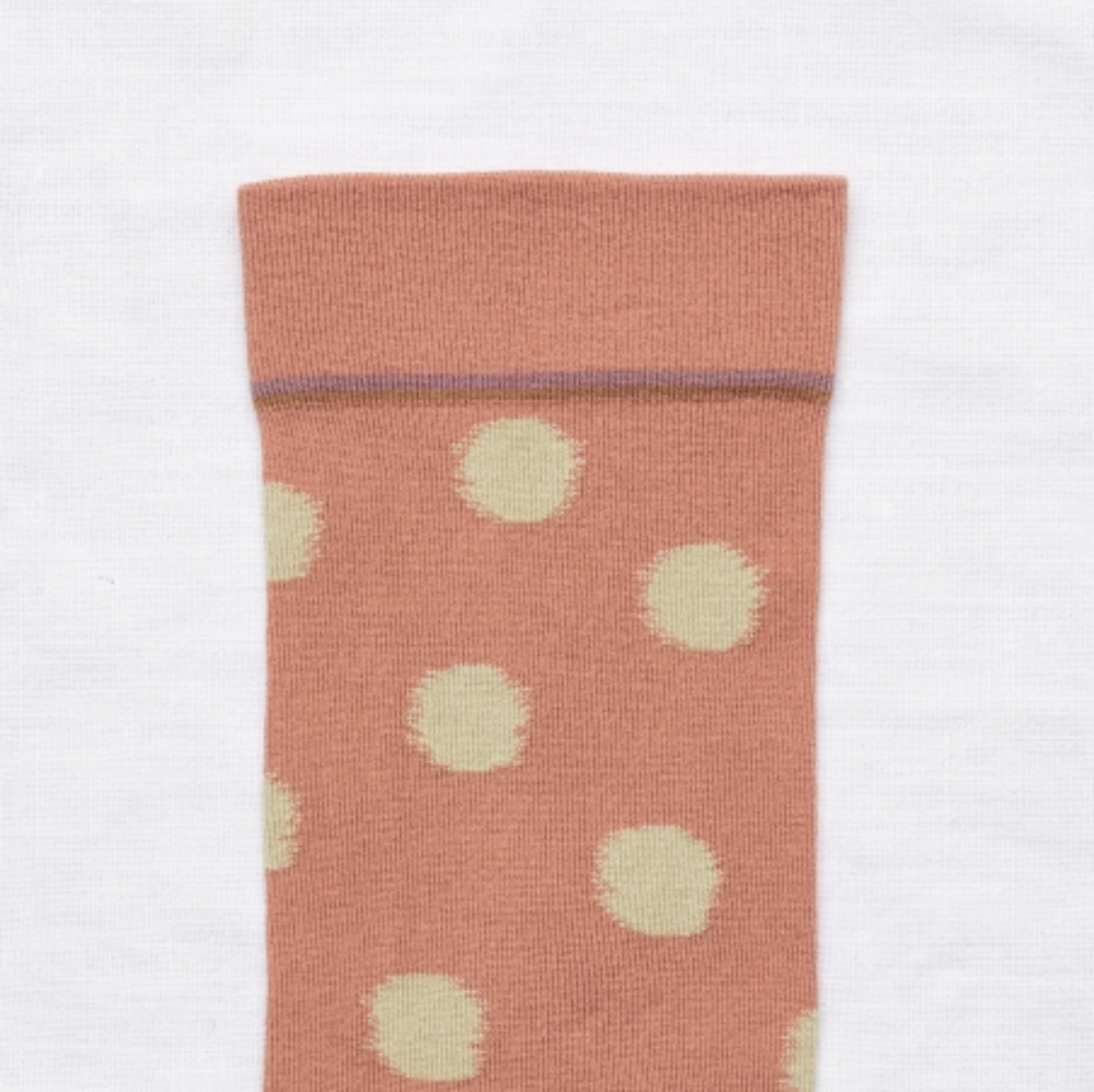 Bonne Maison_Ciel hiver_Chaussettes pois terre rouge_02