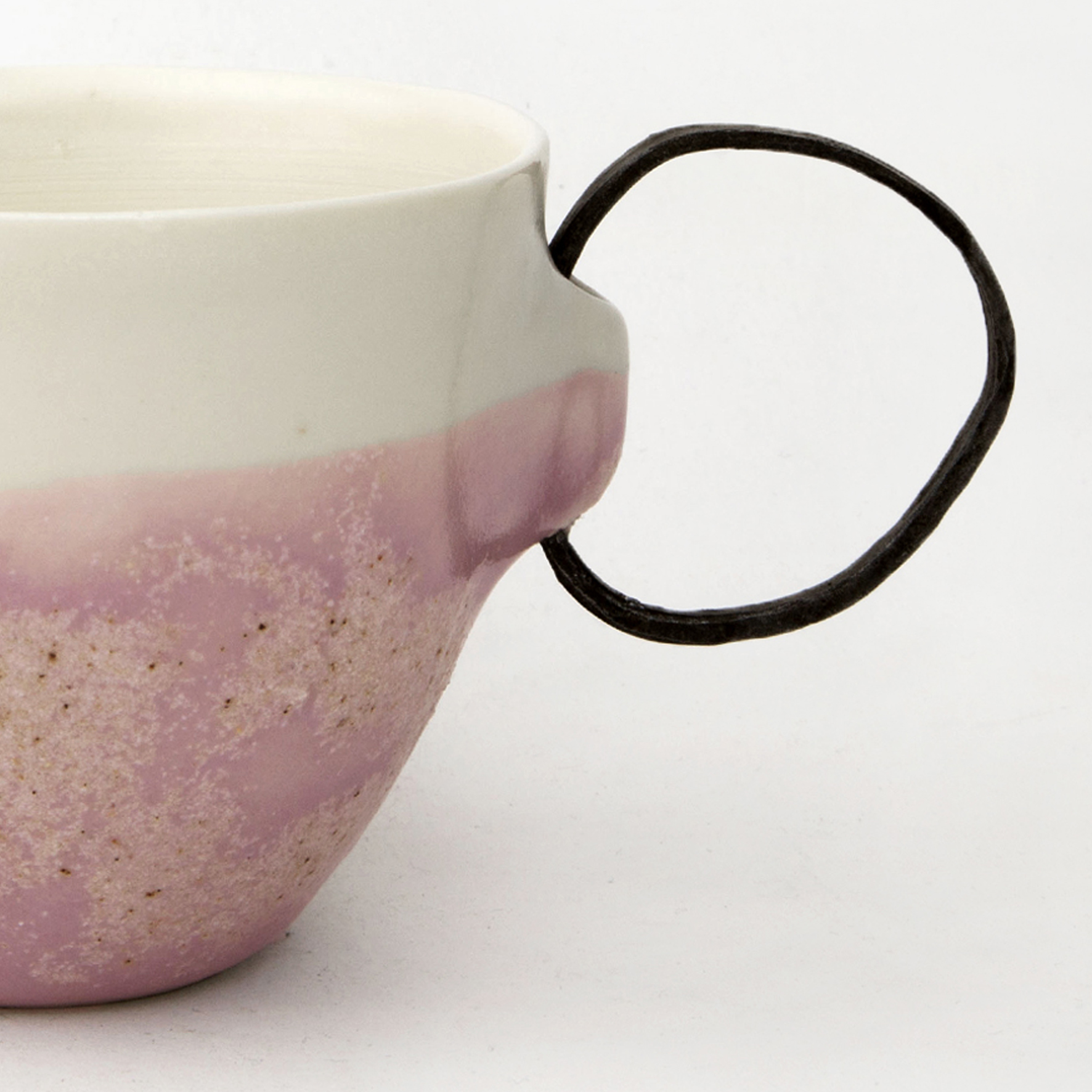 manamu-marjolaine-bosch-tasse-porcelaine-parme