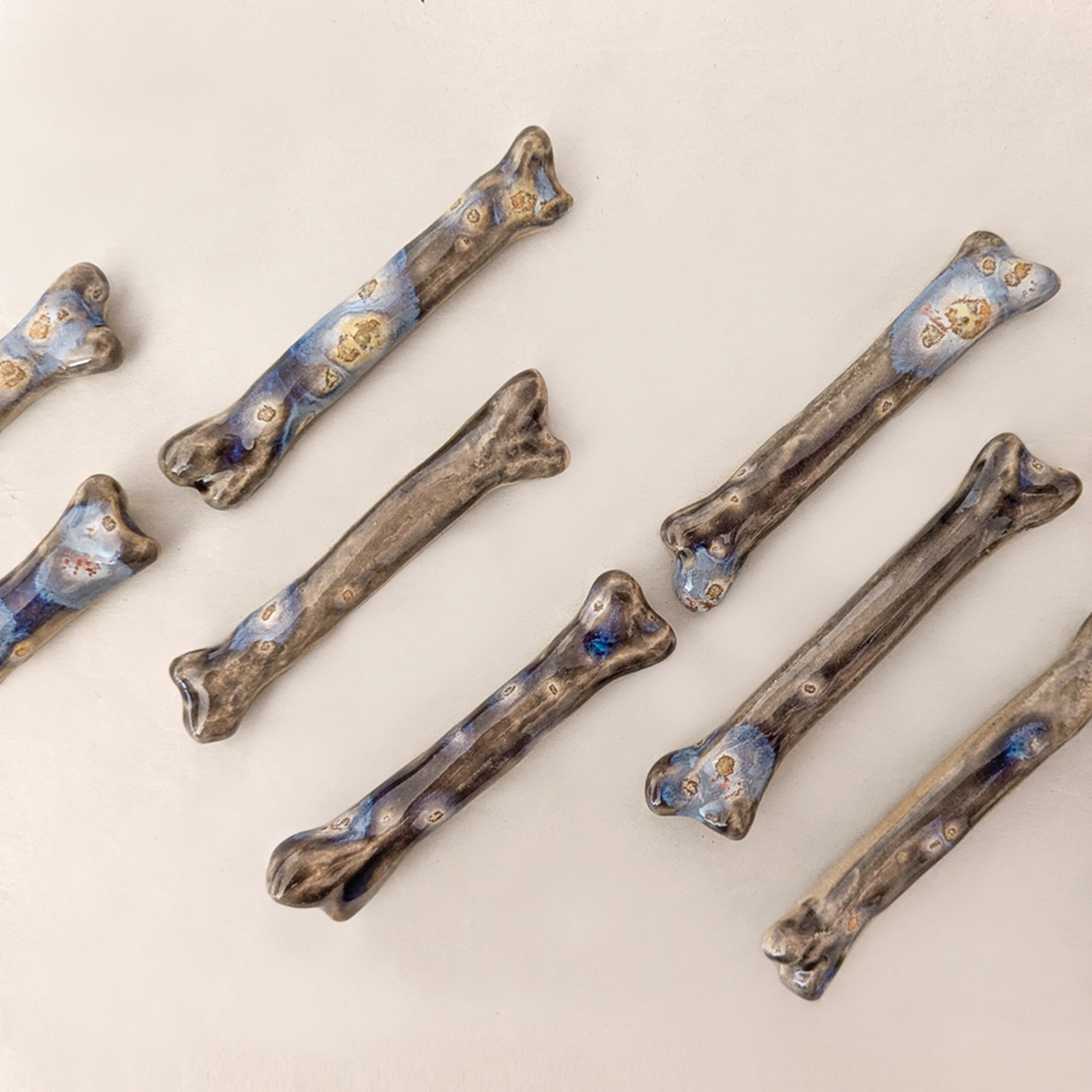 manamu-lena-gayaud-porte-couteau