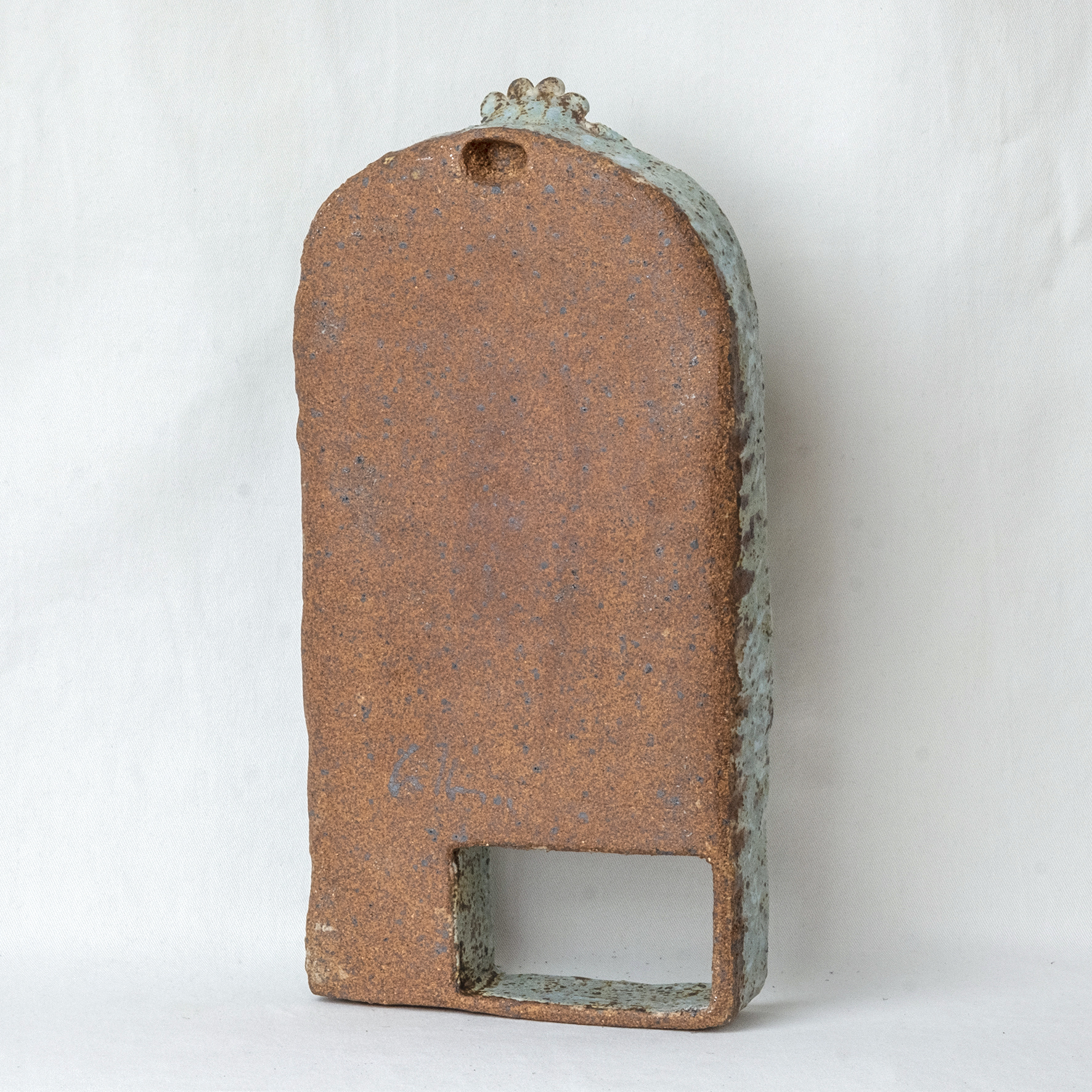 manamu-julia-gilles-etagere-gres