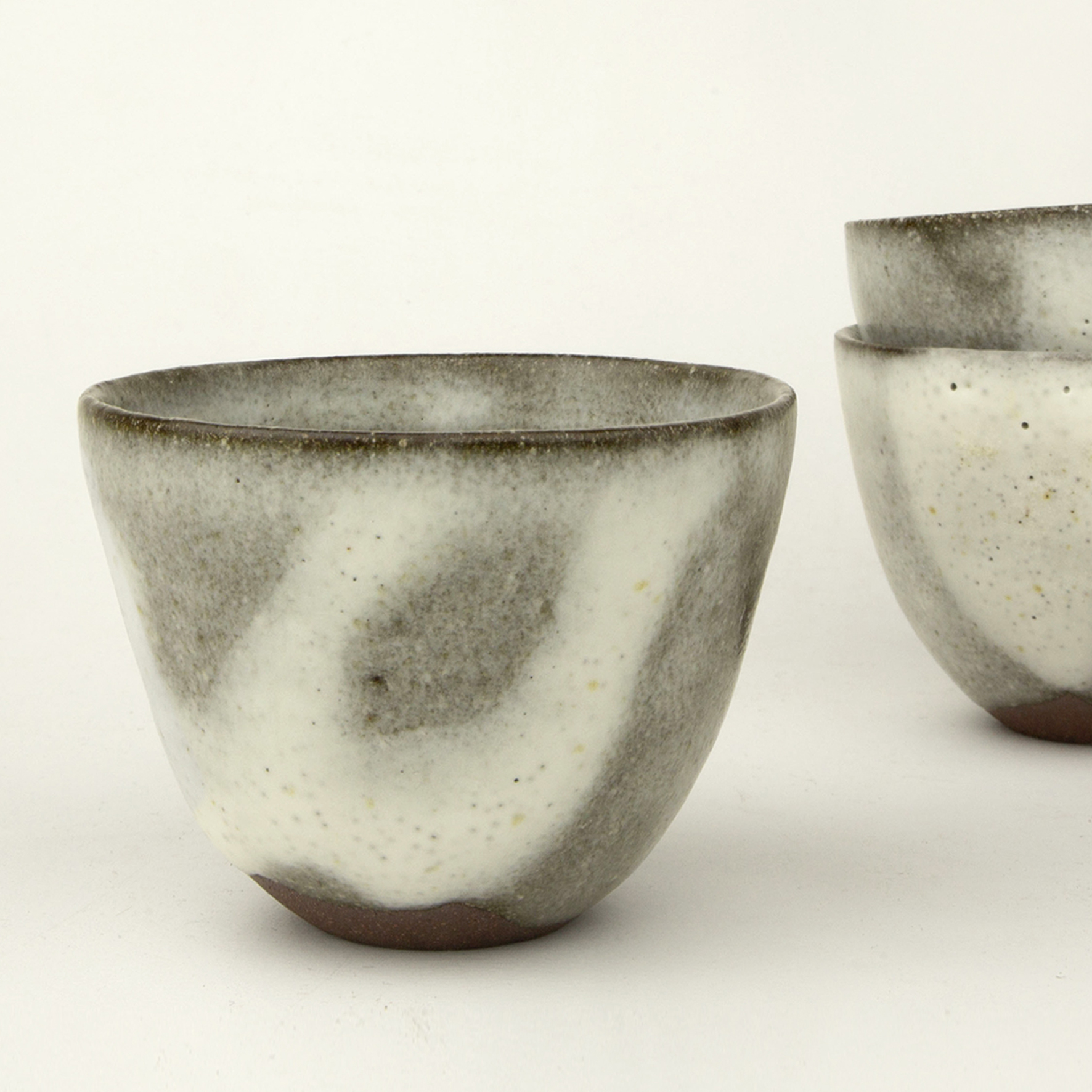 manamu-marjolaine-bosch-tasses-terre-fuilet
