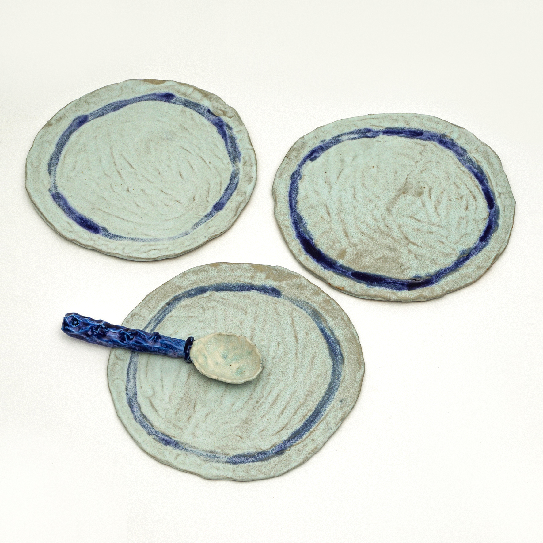 manamu-capucine-pageron-assiette-gres