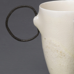 manamu-marjolaine-bosch-mug-porcelaine-kudo-matto-acier-forge