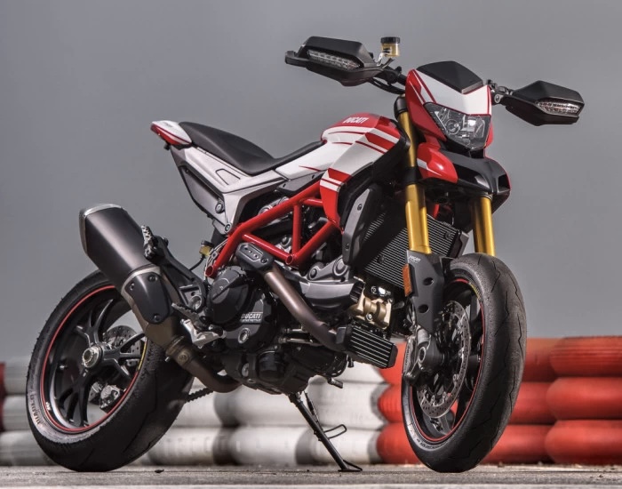 ducati 939 hypermotard sp 2016 700px