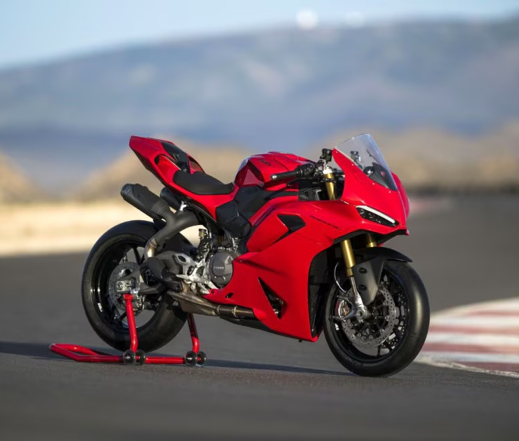 ducati panigale v2 2025 2