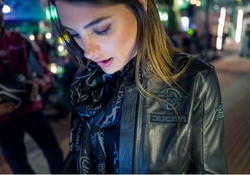 Capturefemme ducati