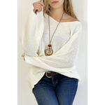 pull-blanc-ample-col-v-effet-maille-avec-collier-style-boheme-chic