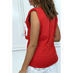 tee-shirt-sans-manches-rouge-avec-epaulettes-ecriture-nyc