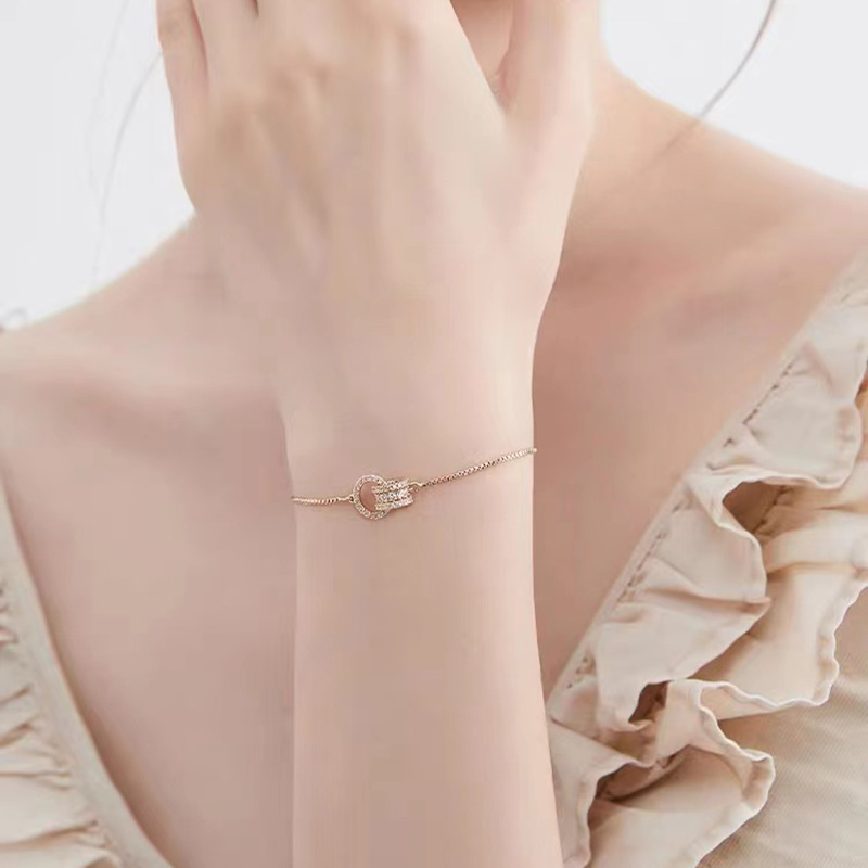 Bracelet tendance femme - Bracelet femme plaqué Or 14 carats, pierre zircon cubique.