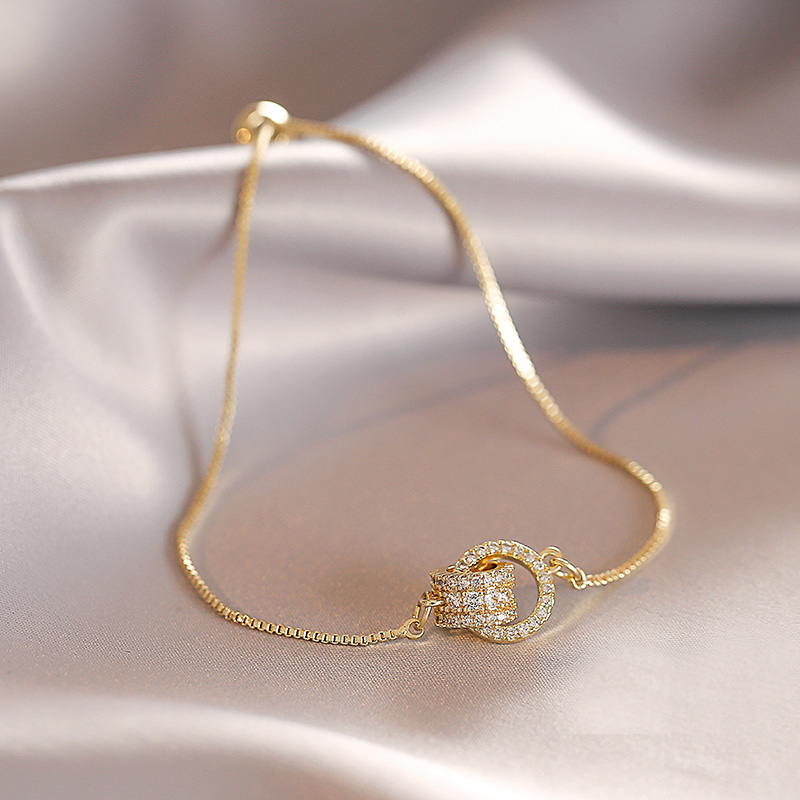 Bracelets-breloques-de-couleur-or-pour-femmes-Design-classique-nouveaux-bijoux-de-mode-accessoires-exquis-de