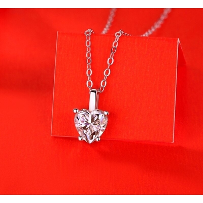 Collier pendentif en forme de cœur avec moissanite 1ct, argent 925/1000, pour femme.