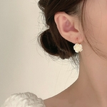 Boucles-d-oreilles-pendantes-fleurs-blanches-pour-femmes-l-gantes-bijoux-de-f-te-la-mode