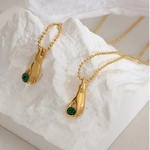 Minimalist-Waterproof-Stainless-Steel-Green-Zircon-Hand-Pendant-Necklace-for-Women-Gold-Plated-Metal-Jewelry-Femme