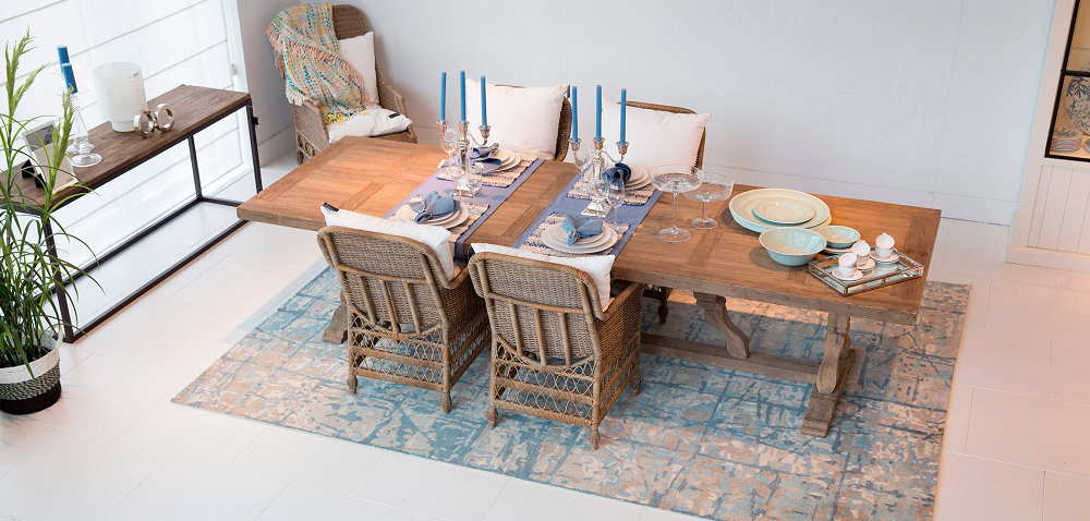 table_reggie_flamant